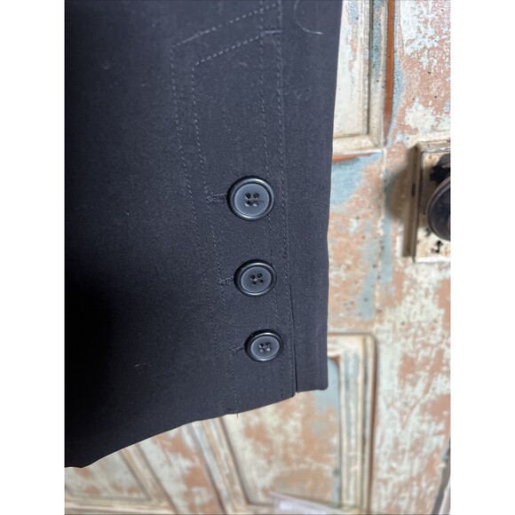 Larry Levine Women's 10 Black Contemporary Button Wide Leg Pocket Capris - Picture 6 of 9